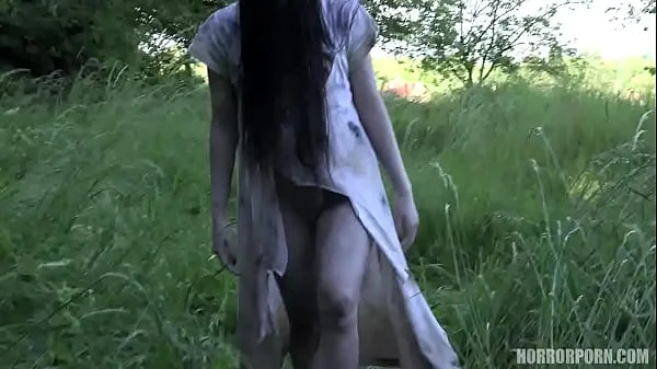 HORRORPORN - The girl from the well