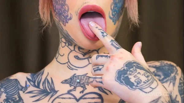 Tattooed pussy. Old Version