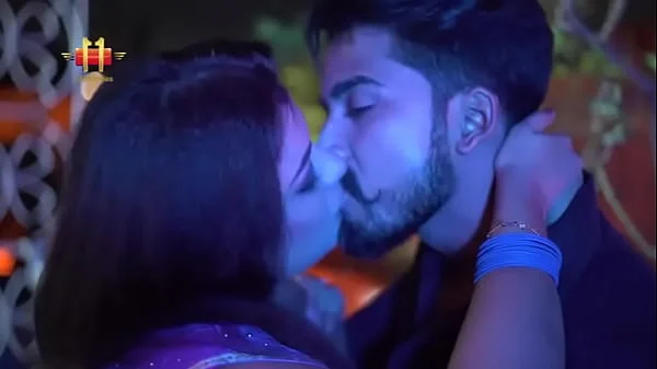 INDIAN hot romantic sex video on internet