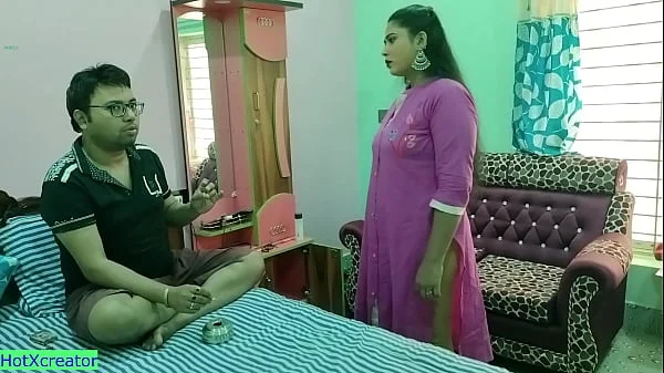 Desi Bank Officer fucking beautiful Bhabhi! Reality Sex